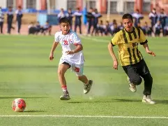 九游用户空间-赛地聚焦：足总杯转会期热度飙升，广州队状态回暖，引发热议，更衣室氛围转暖的简单介绍