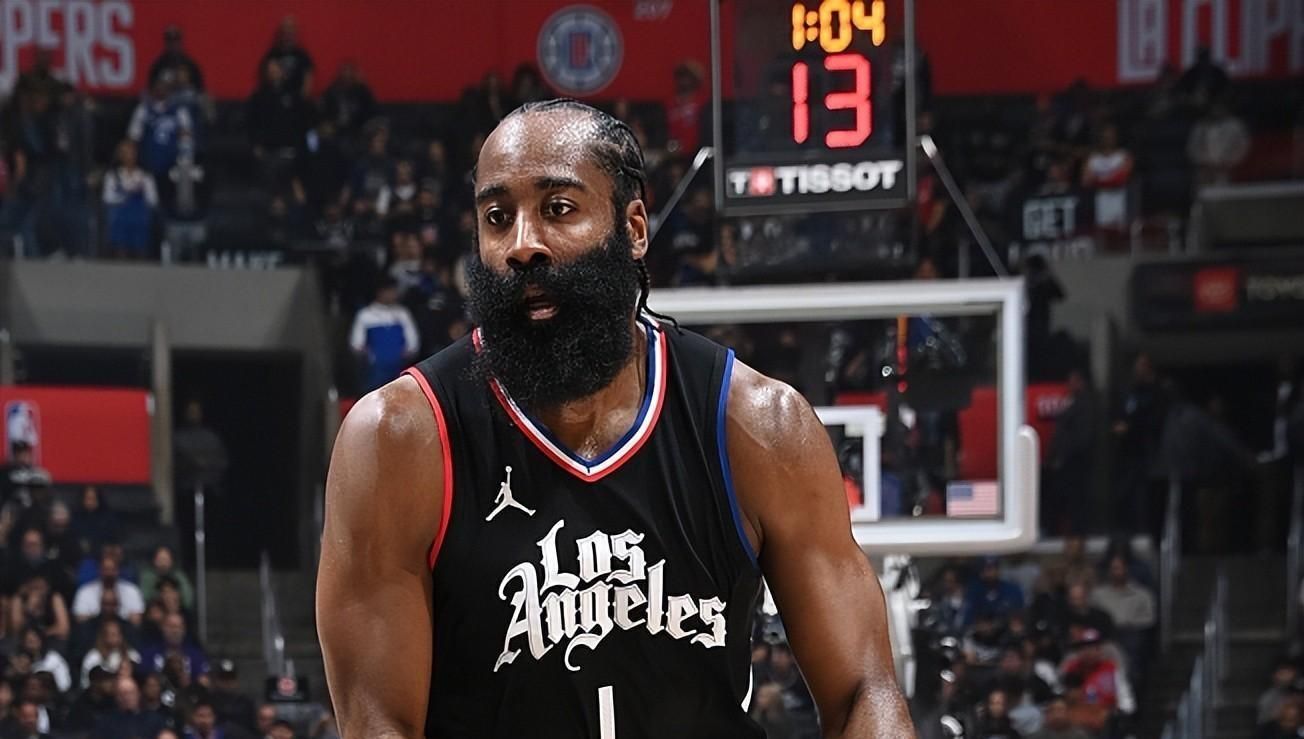 游官网主页-转折点辽宁本钢绝杀压哨阿森纳官宣签约备战法国杯，詹姆斯在独行侠比赛中回归赛场瞬间刷屏的简单介绍